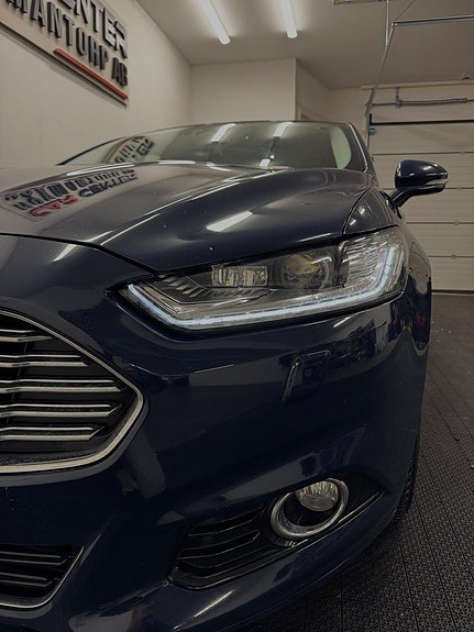 Ford Mondeo 15 of 24
