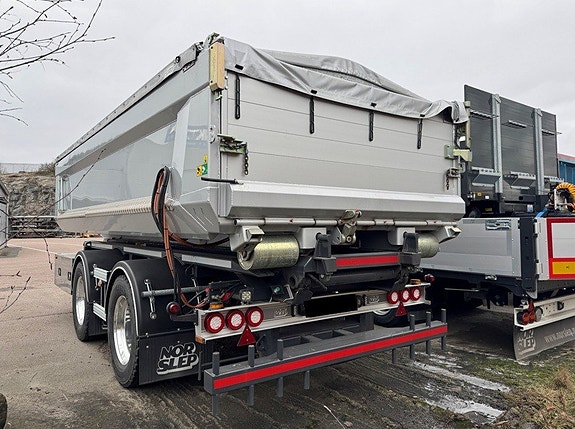 Nor Slep Lastväxlarkärra 2-ax tipp