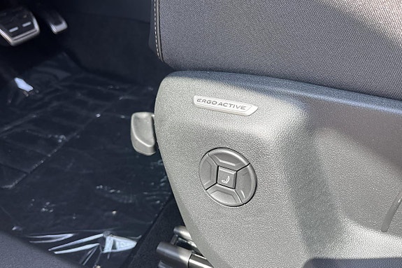 Volkswagen Tiguan 10 of 19