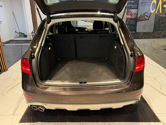 Audi A4 allroad 5 of 5