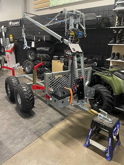 Timmervagn med kran och elwinch