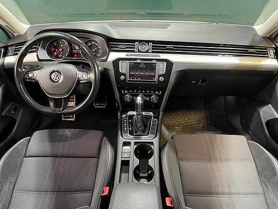 Volkswagen Passat Alltrack 5 of 5