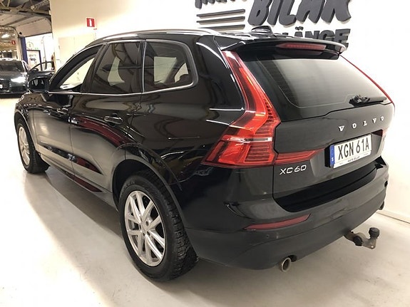 Volvo XC60 3 of 10