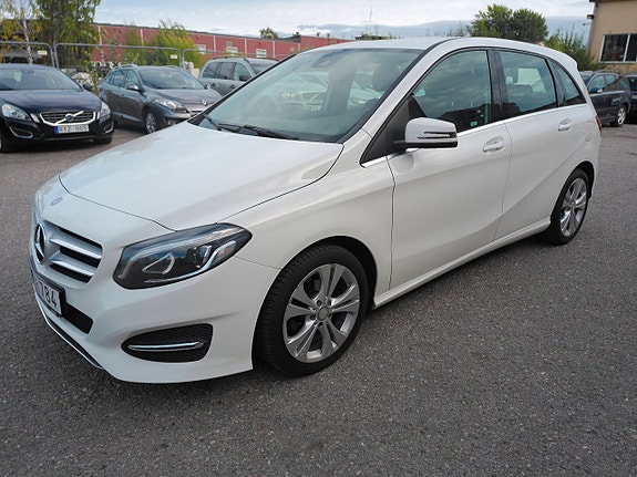 Mercedes-Benz B180