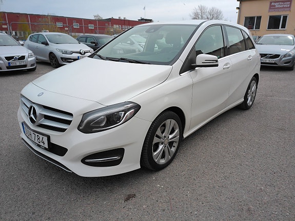Mercedes-Benz B180