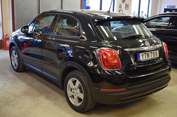 Fiat 500X 4 of 5