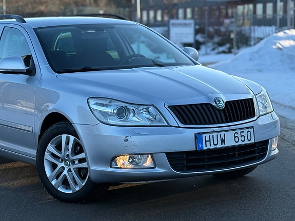 Skoda Octavia 3 of 5