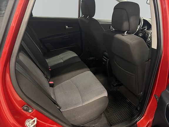 Kia Ceed 5 of 11