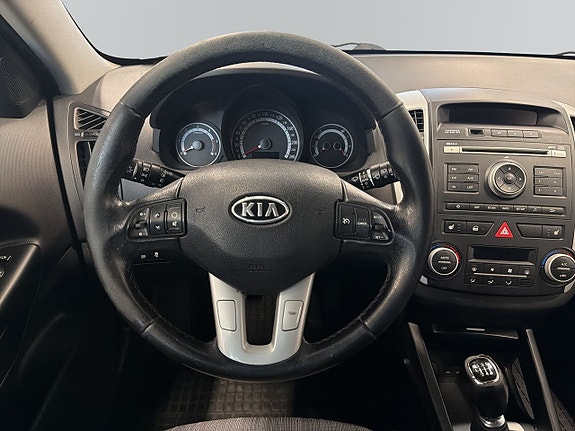 Kia Ceed 9 of 11