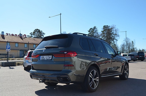 BMW X7 13 of 30