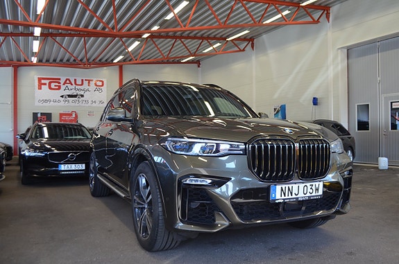BMW X7 5 of 5