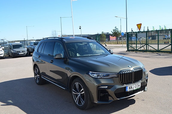BMW X7 15 of 30