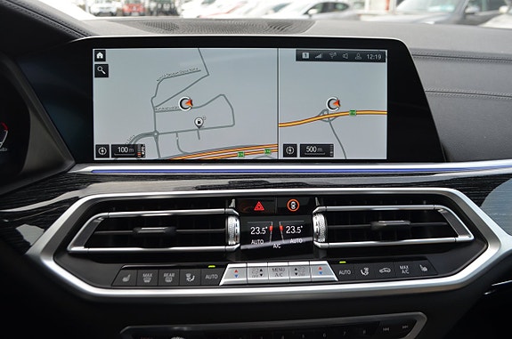 BMW X7 28 of 30