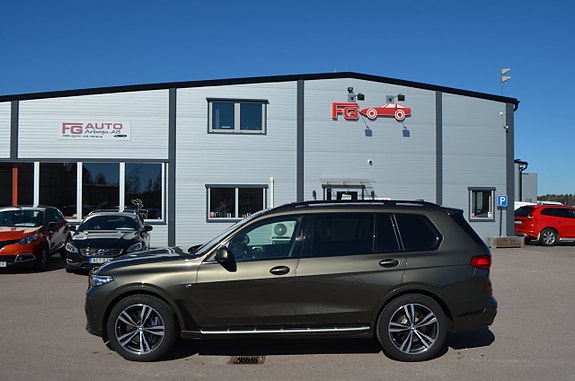 BMW X7 9 of 30