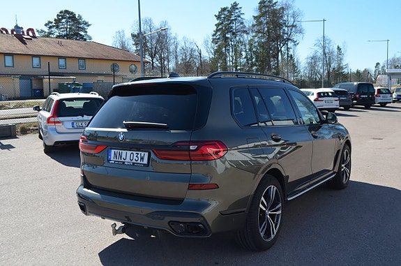 BMW X7 12 of 30