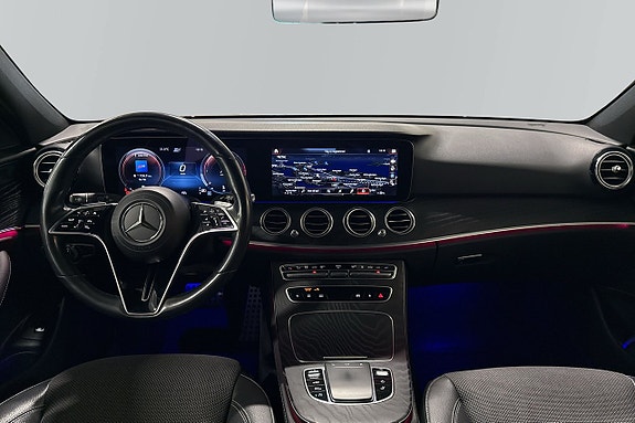 Mercedes-Benz E220 d 4 of 4