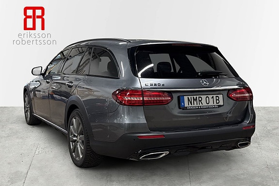 Mercedes-Benz E220 d 3 of 5