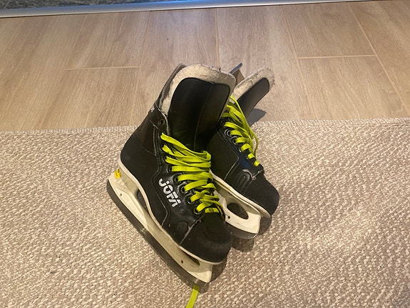 Product image 1 of 3
