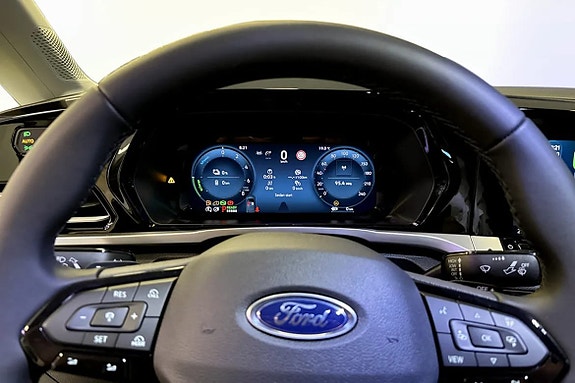 Ford Transit Connect 6 of 7