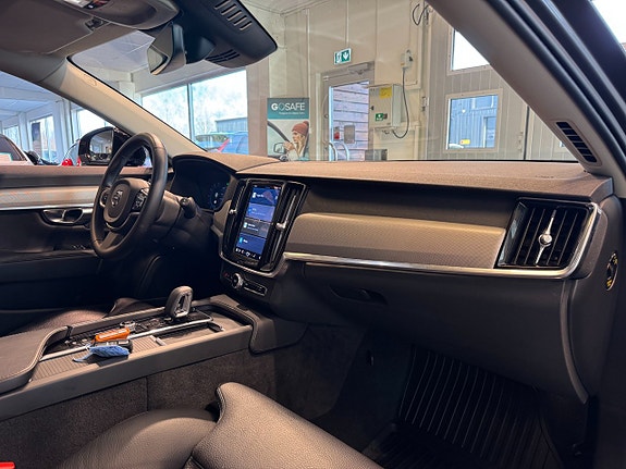 Volvo V90 8 of 26