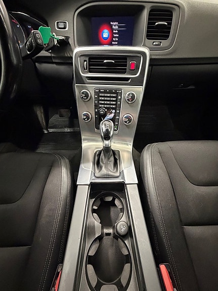 Volvo V60 19 of 26