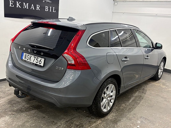 Volvo V60 5 of 26