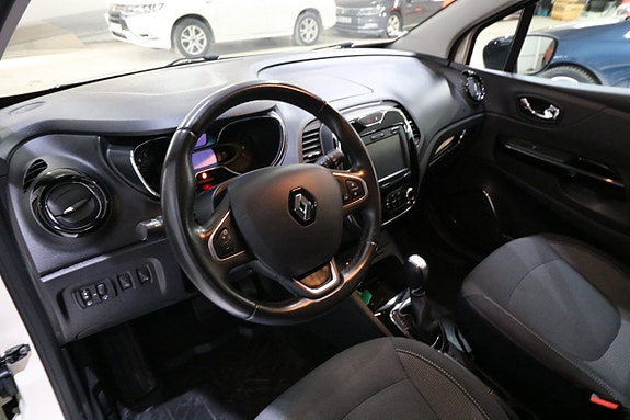 Renault Captur 9 of 16