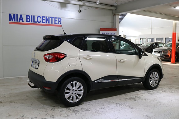 Renault Captur 5 of 16
