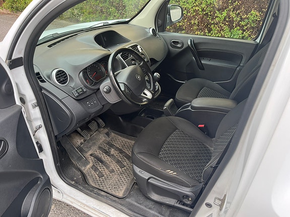 Renault Kangoo Express 12 of 12