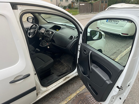 Renault Kangoo Express 10 of 12