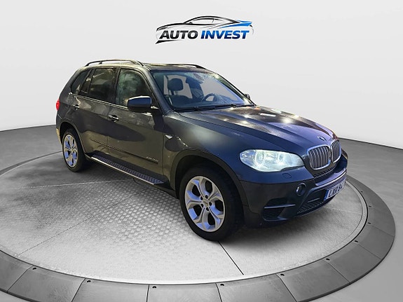 BMW X5 2 of 5