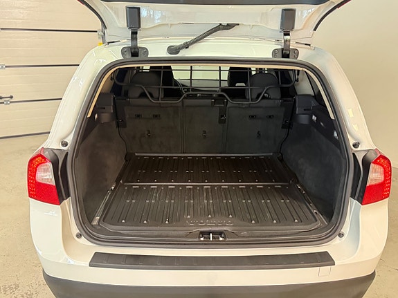 Volvo V70 20 of 29