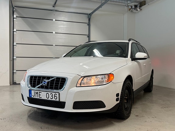 Volvo V70 27 of 29
