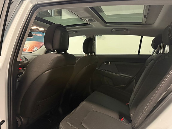 Kia Sportage 19 of 23