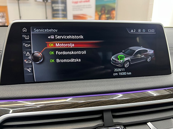 BMW 750i 17 of 27