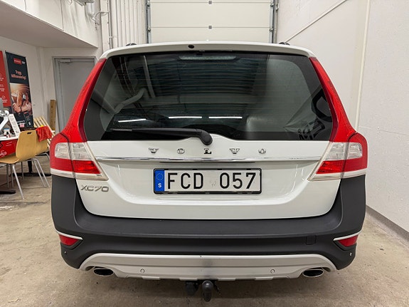 Volvo XC70 4 of 11