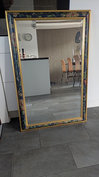 Product image 1 of 7