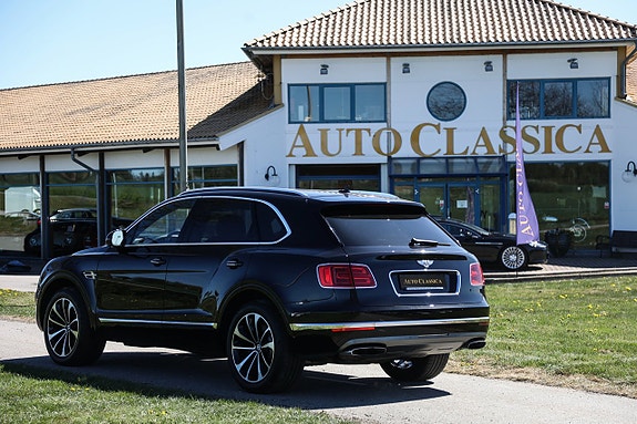 Bentley Bentayga 11 of 30