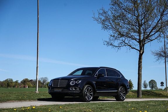 Bentley Bentayga 8 of 30