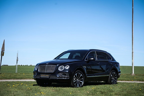 Bentley Bentayga 4 of 5