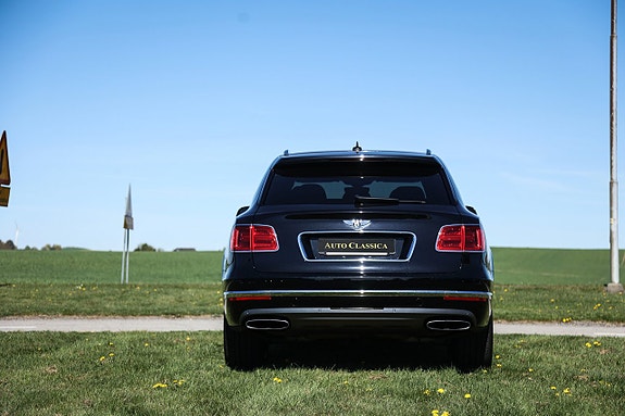 Bentley Bentayga 9 of 30