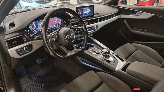 Audi A4 9 of 18