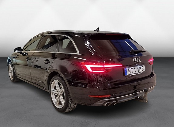 Audi A4 3 of 18