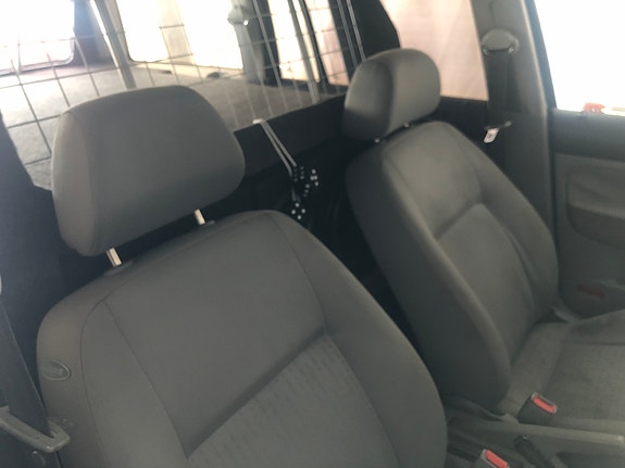 Volkswagen Golf IV 12 of 14