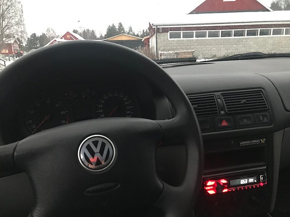 Volkswagen Golf IV 6 of 14