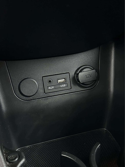 Kia Picanto 18 of 23