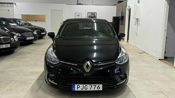 Renault Clio 2 of 19