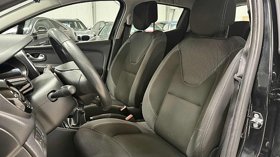Renault Clio 13 of 19