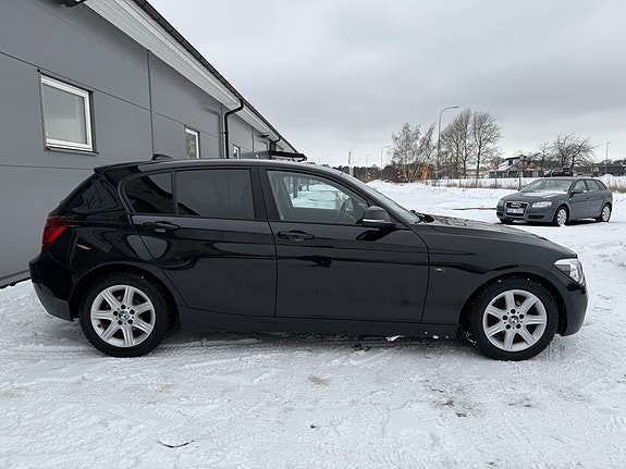 BMW 116d 4 of 17