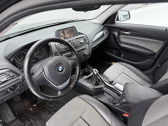 BMW 116d 8 of 17